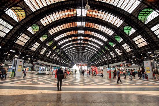 Milano Centrale railway